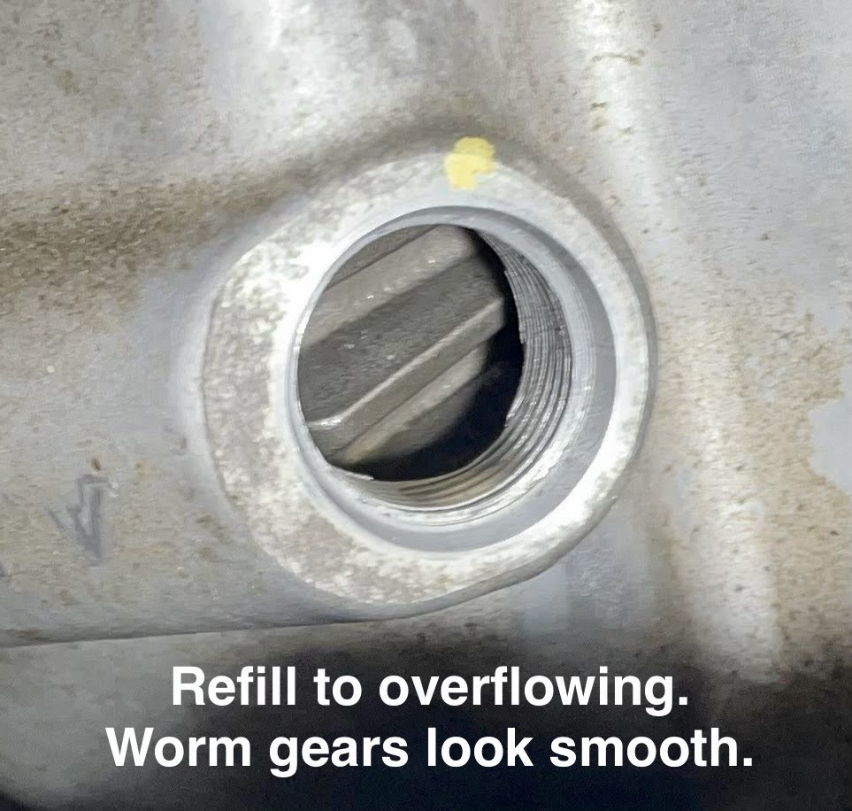wormgears visible inside gearbox